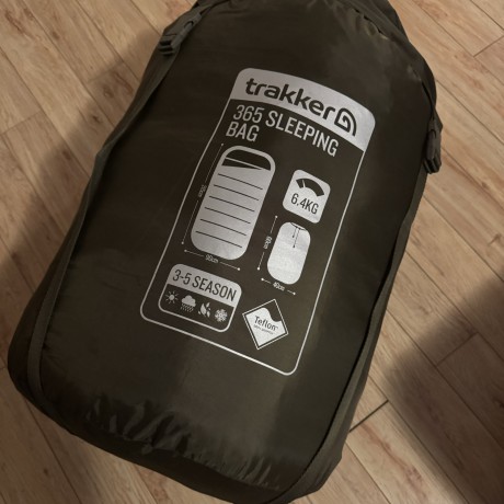 trakker-365-sleeping-bag-big-0